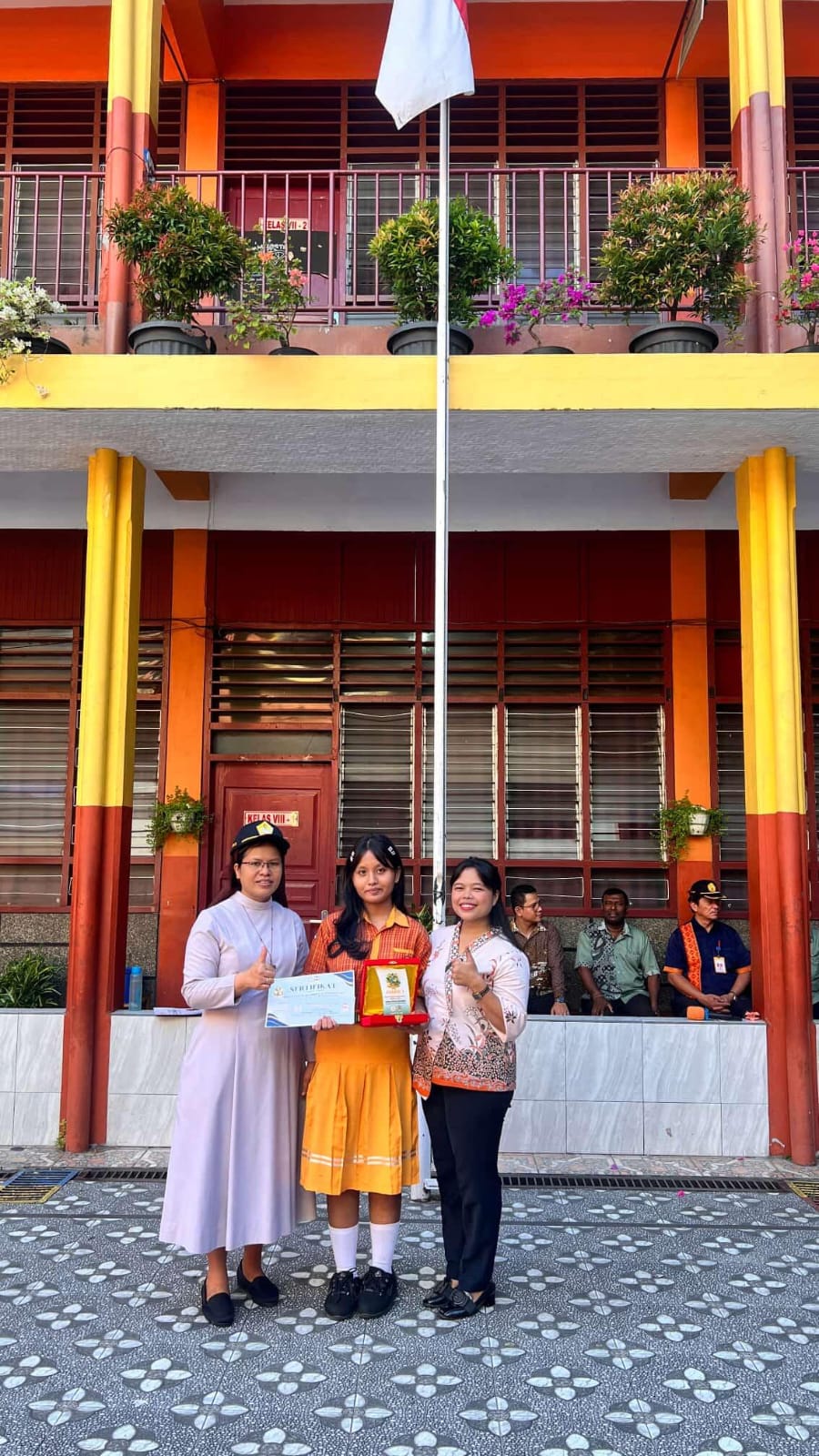🏆 SISWA SMP SWASTA SANTA MARIA RAIH JUARA 1 LOMBA PIDATO BAHASA INDONESIA HARI PANGAN SEDUNIA